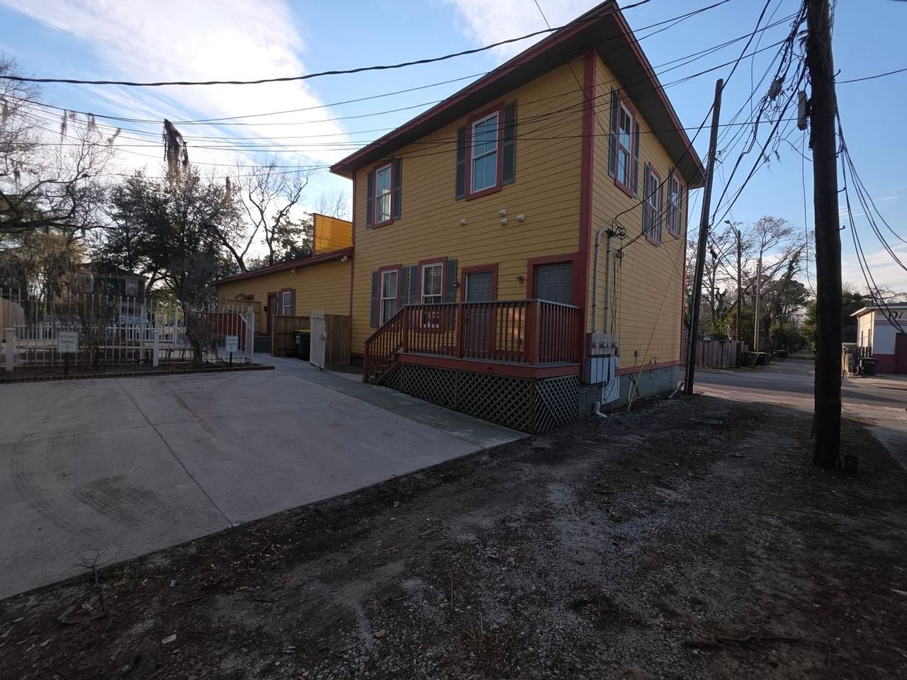 1102 E 33rd St - Photo 2 of 17