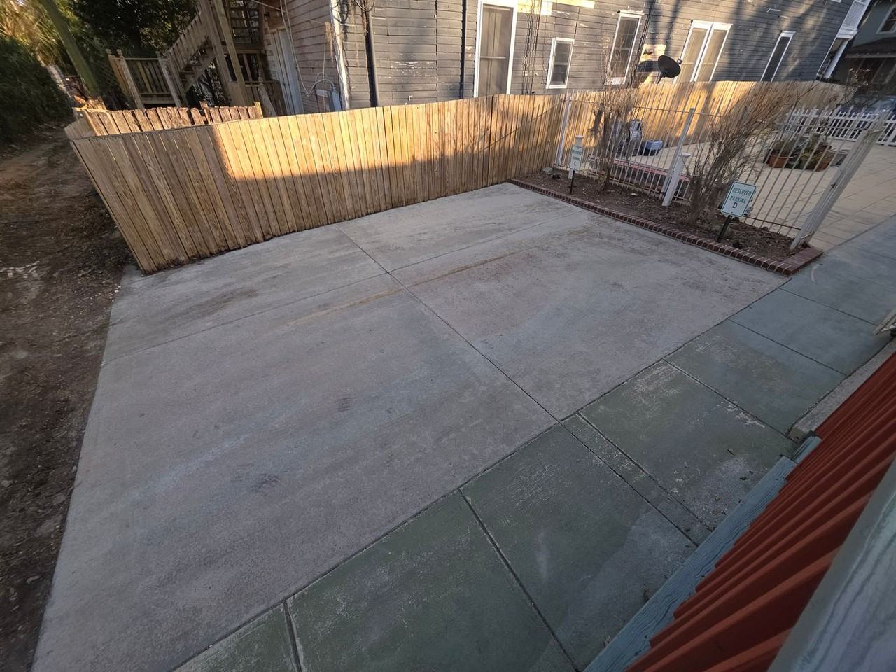 1102 E 33rd St - Photo 4 of 17