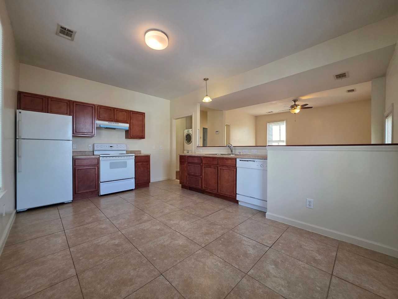 1102 E 33rd St - Photo 7 of 17