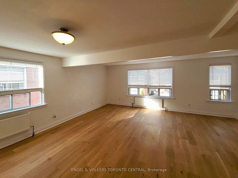 20 Norris Crescent - Photo 2 of 8