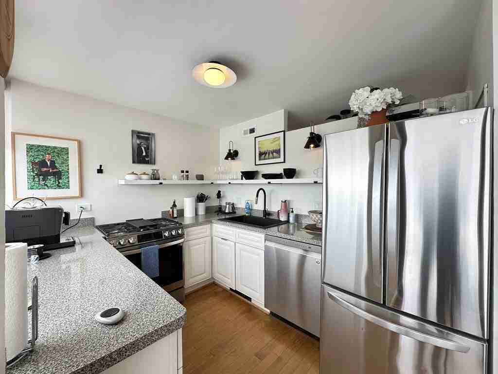 6701 S Crandon Ave #8B - Photo 2 of 21