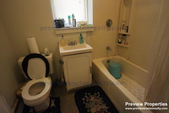 Commonwealth Ave #5 - Photo 2 of 7