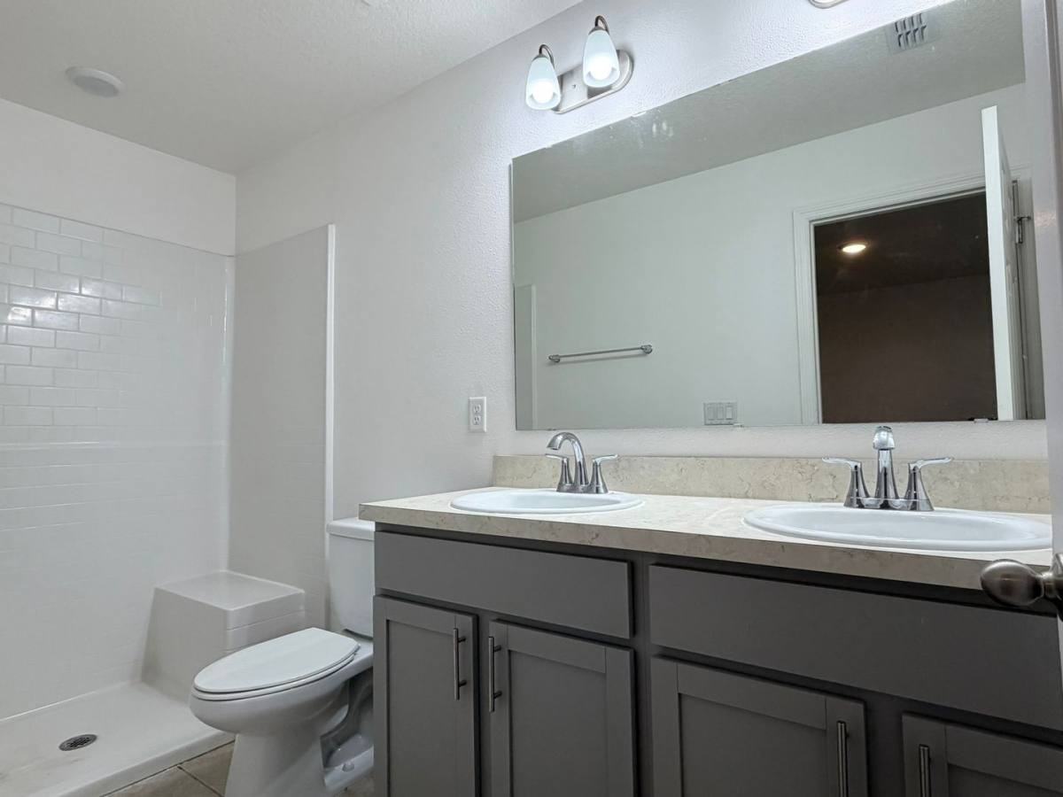 225 Dogfish Ln - Photo 7 of 10