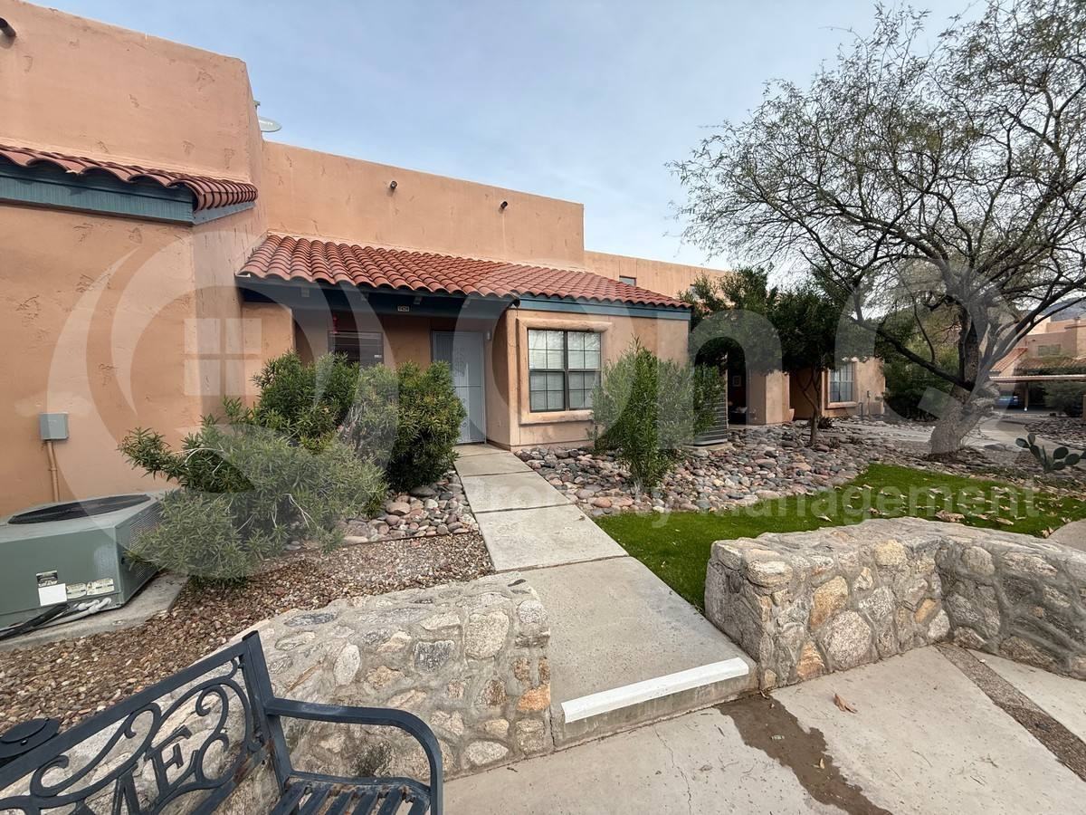 5434 N Via Del Arbolito - Photo 7 of 10