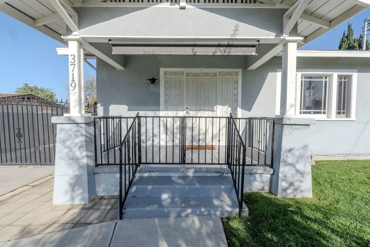 3719 Mckenzie St - Photo 3 of 41