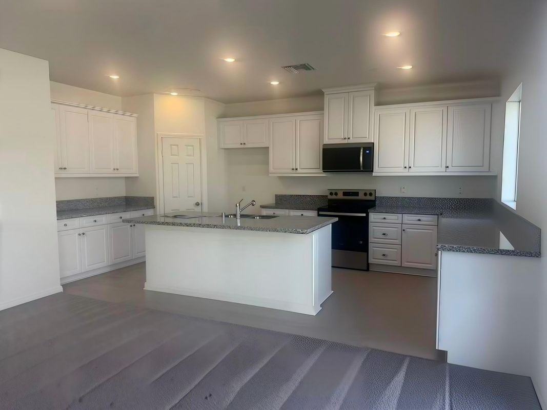 4745 Sicily Dr - Photo 5 of 17