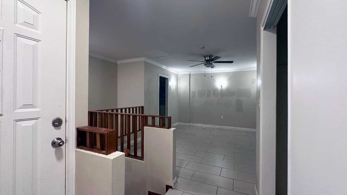 9929 Alesia St - Photo 6 of 17