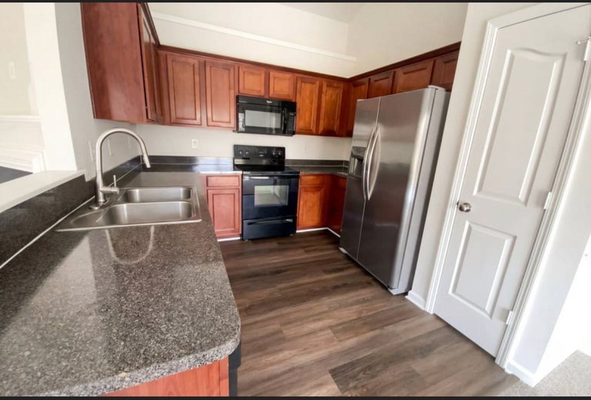 3727 Pimilico Trace Ln - Photo 3 of 18