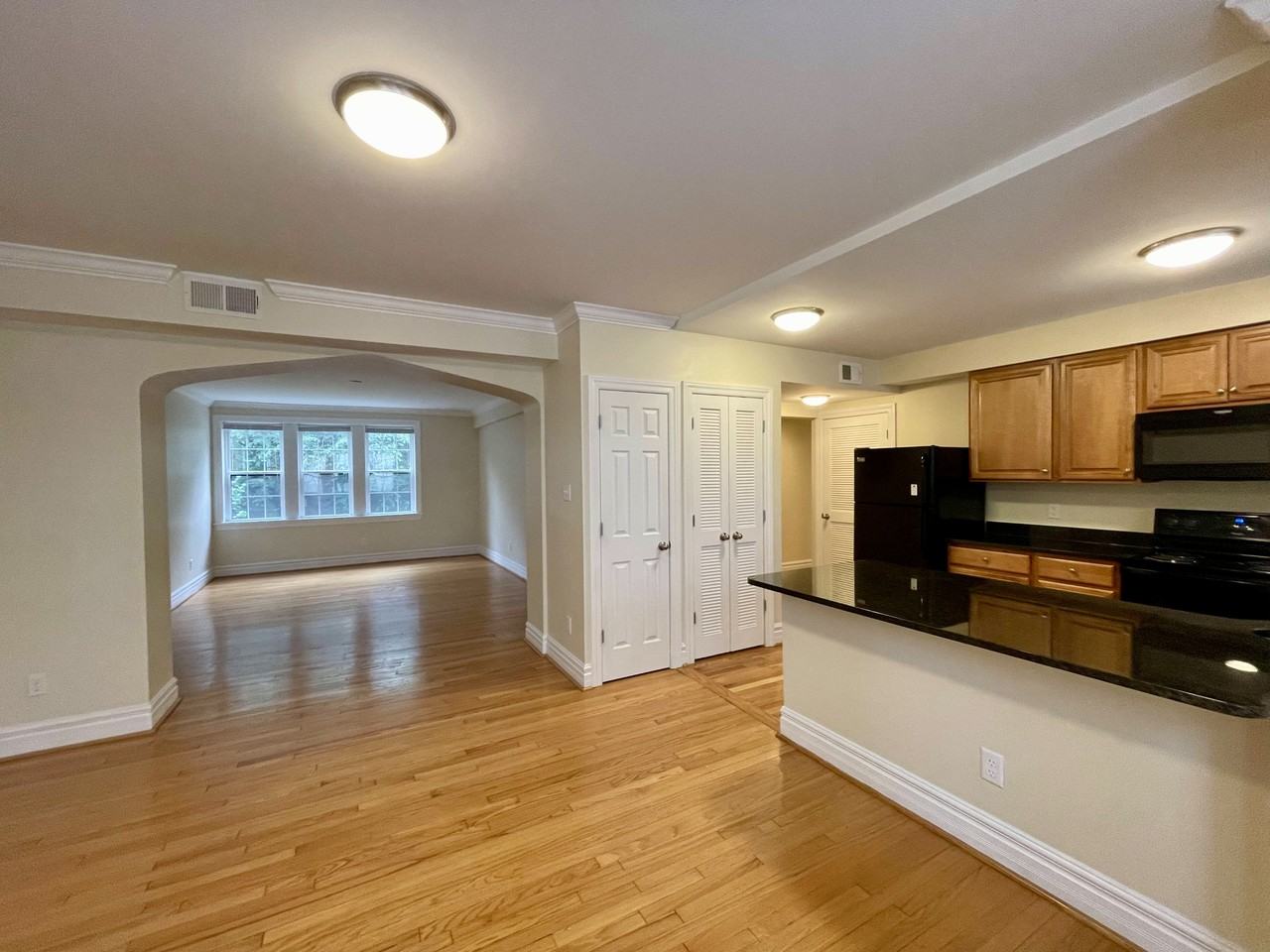 6221 Rosebury Ave #2E - Photo 7 of 22