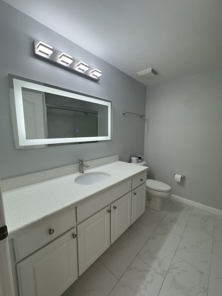 2042 Alta Meadows Ln #1712 - Photo 4 of 13