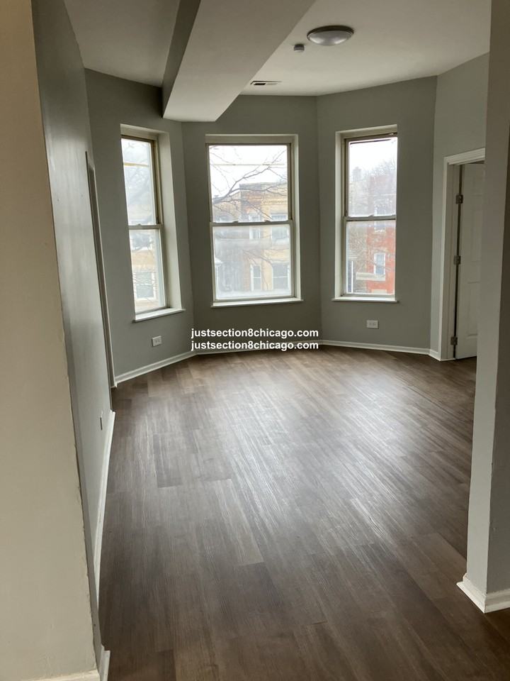 201 N North Laramie Ave. #2 - Photo 2 of 8