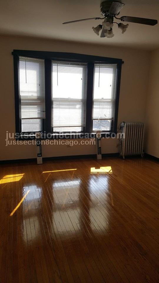 6228 S Eberhart Ave #2 - Photo 5 of 6