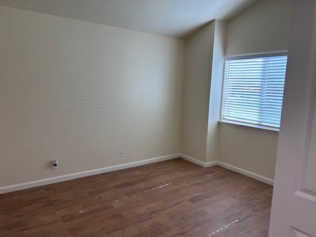 304 Bush St - Photo 4 of 25