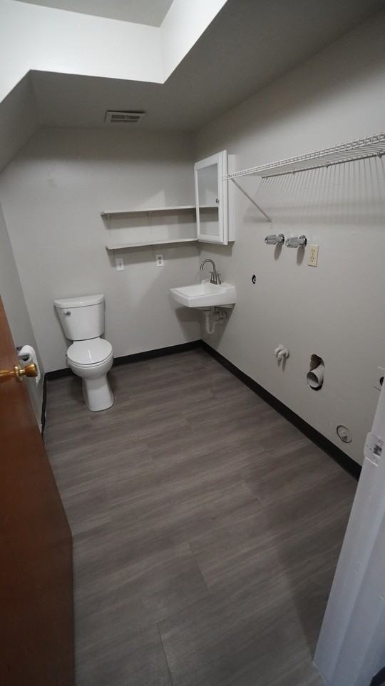 1277 E Gordon Ave - Photo 6 of 22