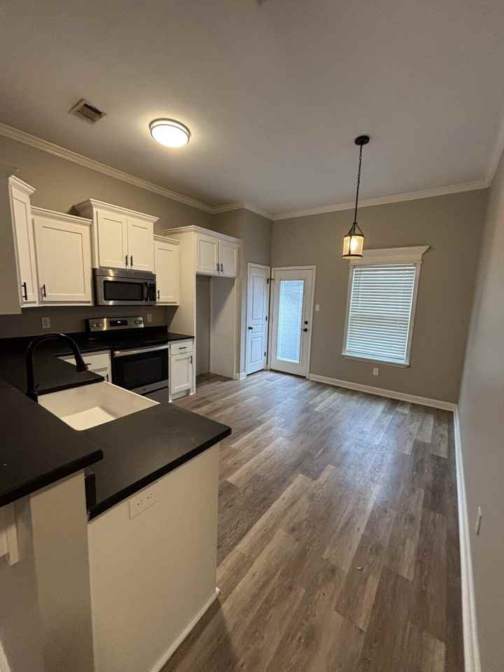 30 Woodhaven Dr - Photo 6 of 16