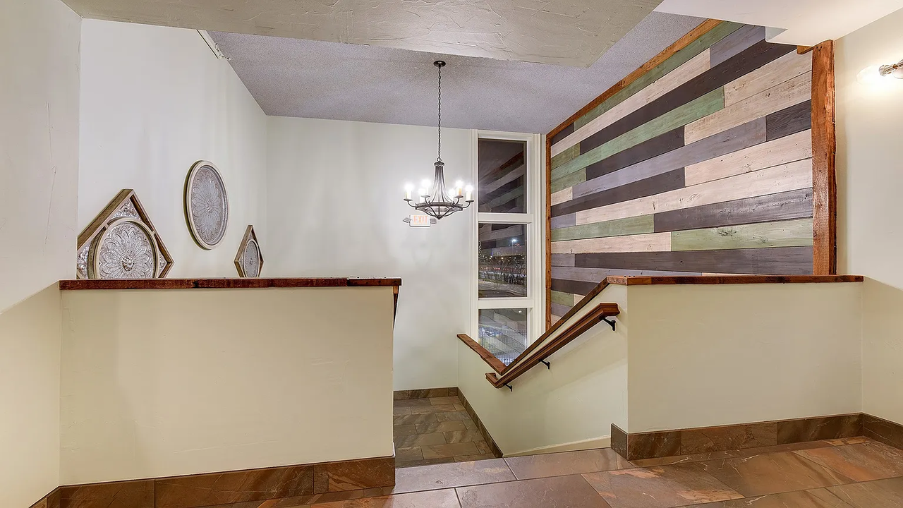 1802 11th Ave S - Photo 2 of 8