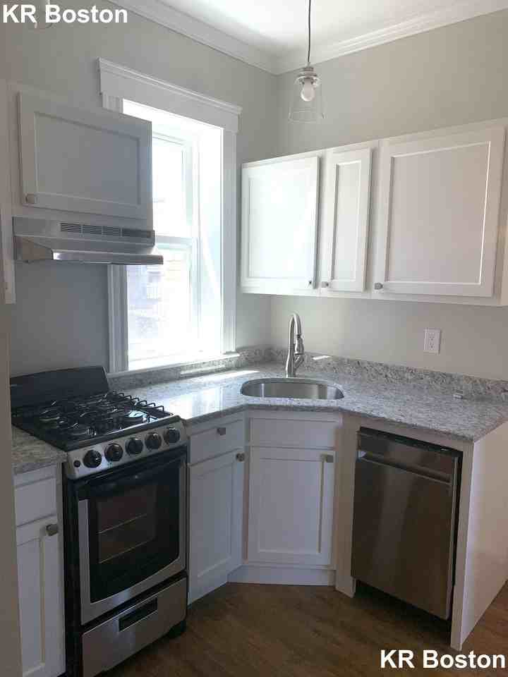 Commonwealth Ave #23 - Photo 2 of 36