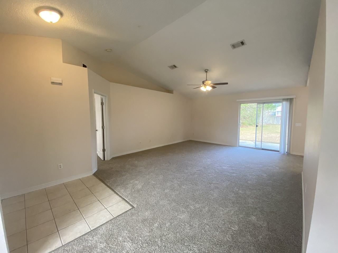 7418 Woodmont Rd - Photo 6 of 38