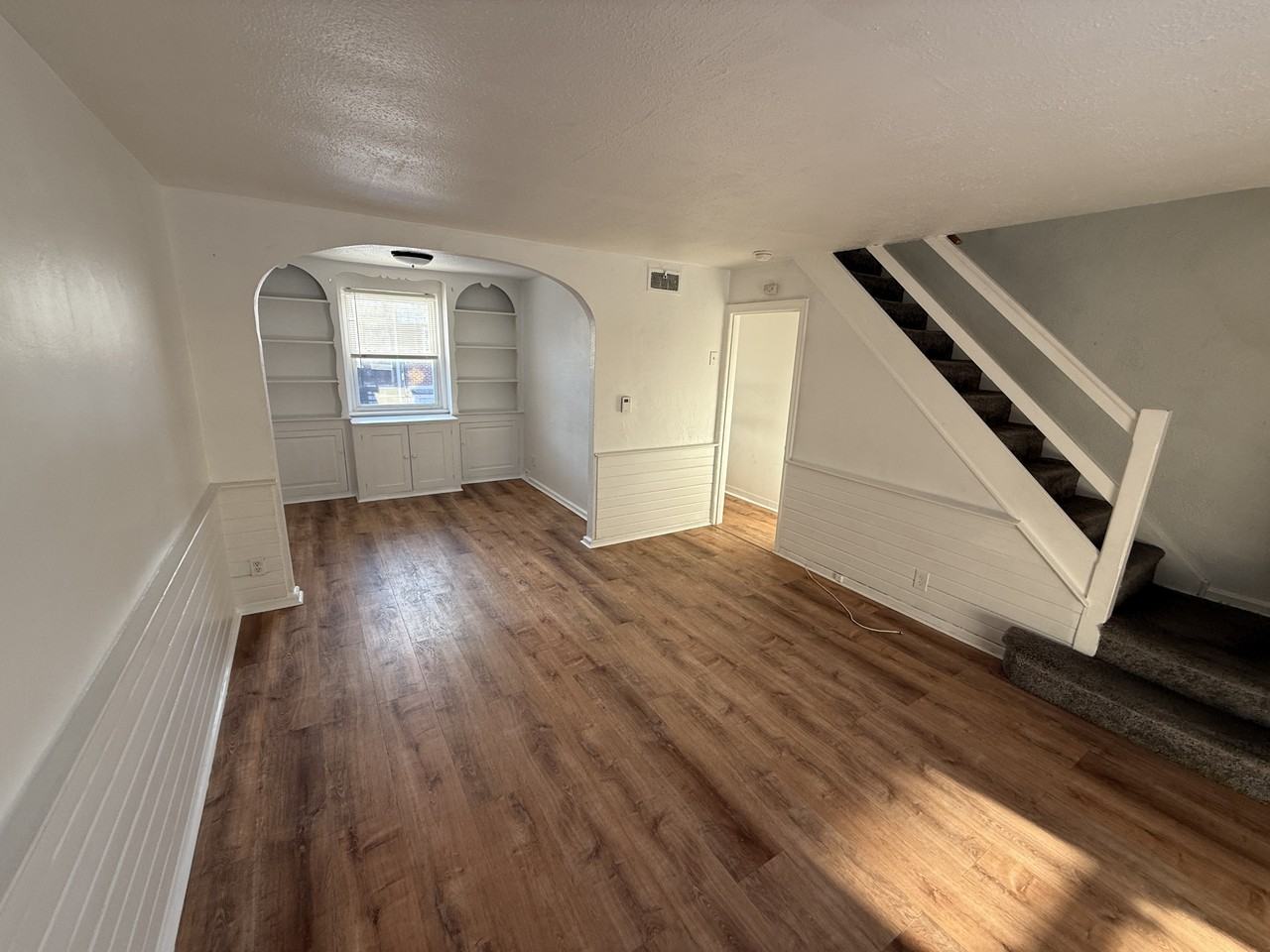 320 Springton Rd - Photo 4 of 18