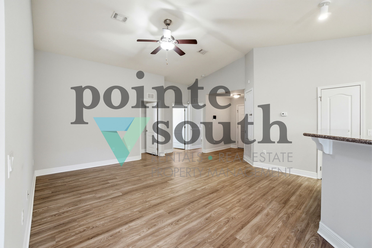 8105 Nalo Creek Loop - Photo 7 of 36