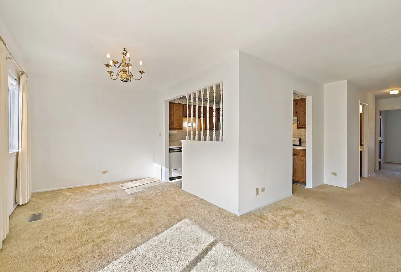 609 Berkley Ct #X1 - Photo 7 of 12