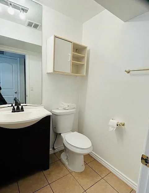 18656 Collins St #5 - Photo 6 of 20