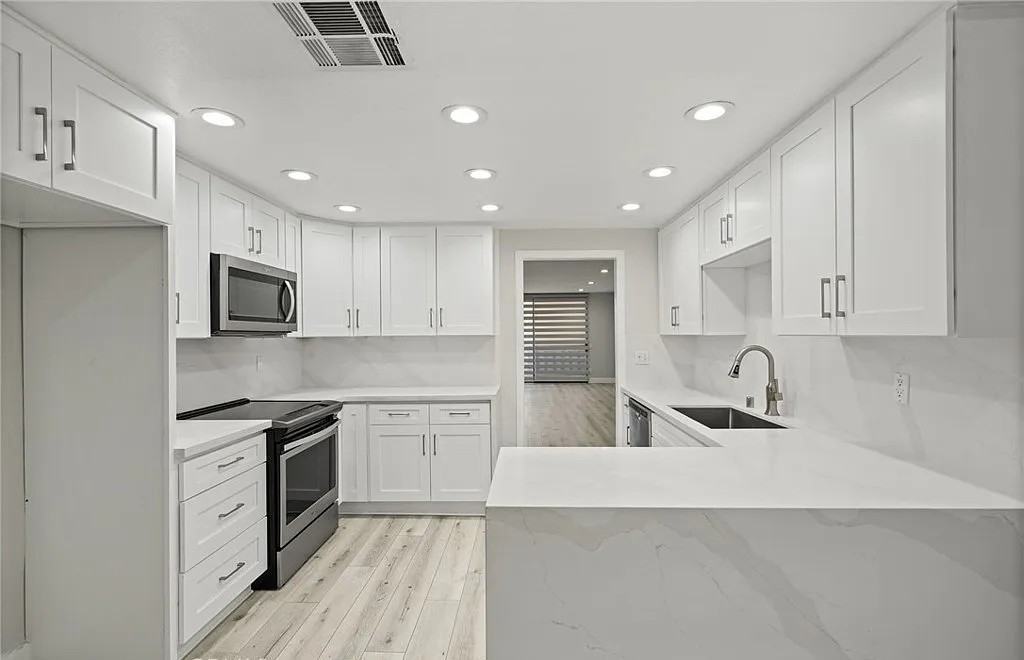 19029 Nordhoff St #103 - Photo 6 of 14