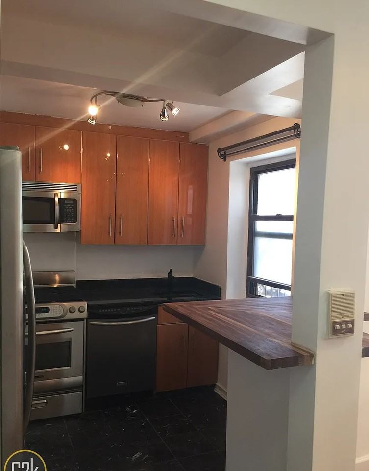 2510 31st Ave #1K - Photo 2 of 13