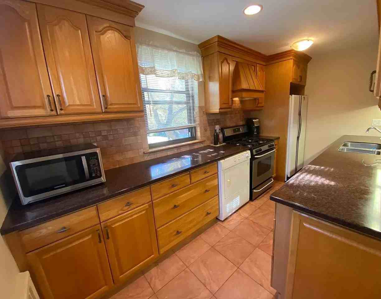 16019 16th Ave #2 - Photo 4 of 15