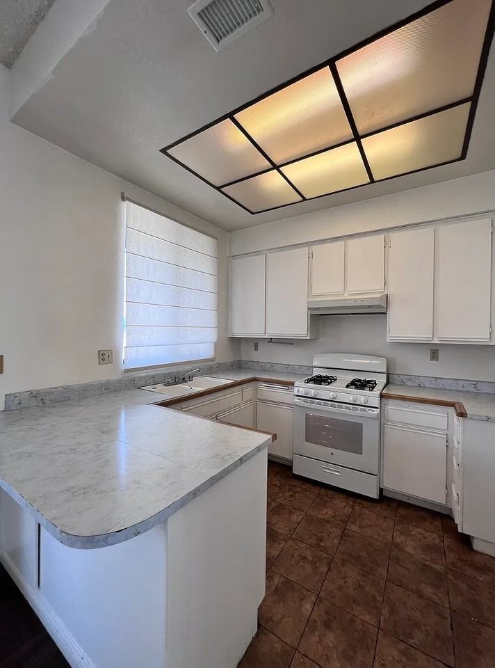 305 Park Shadow Ct - Photo 7 of 23