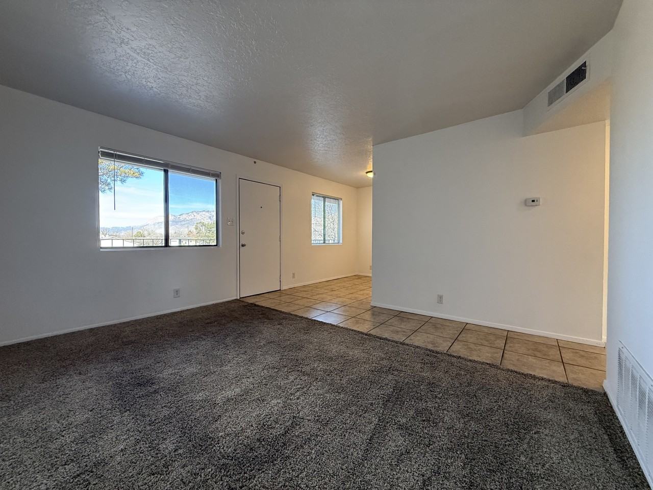 11824 Indian School Rd Ne - Photo 2 of 16