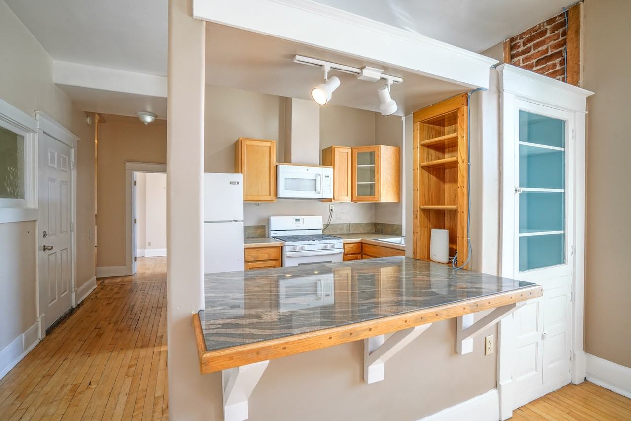 1002 Central Ave Sw - Photo 7 of 15