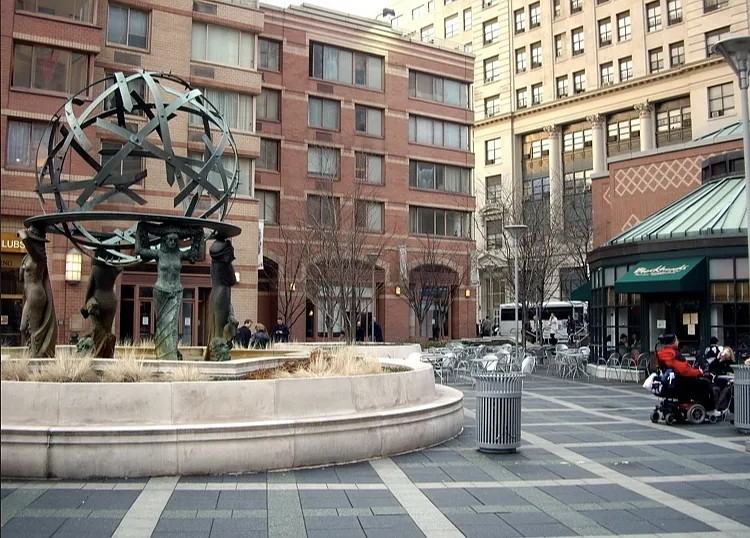 350 W 50th St #ST10 - Photo 3 of 5