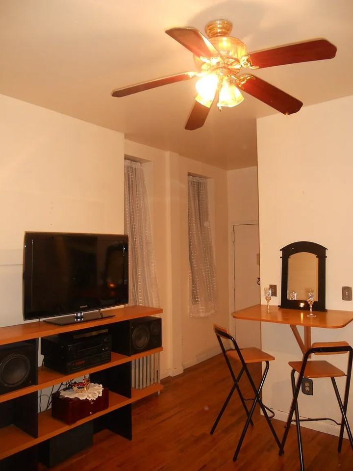15 Saint Nicholas Ave #1A - Photo 5 of 8