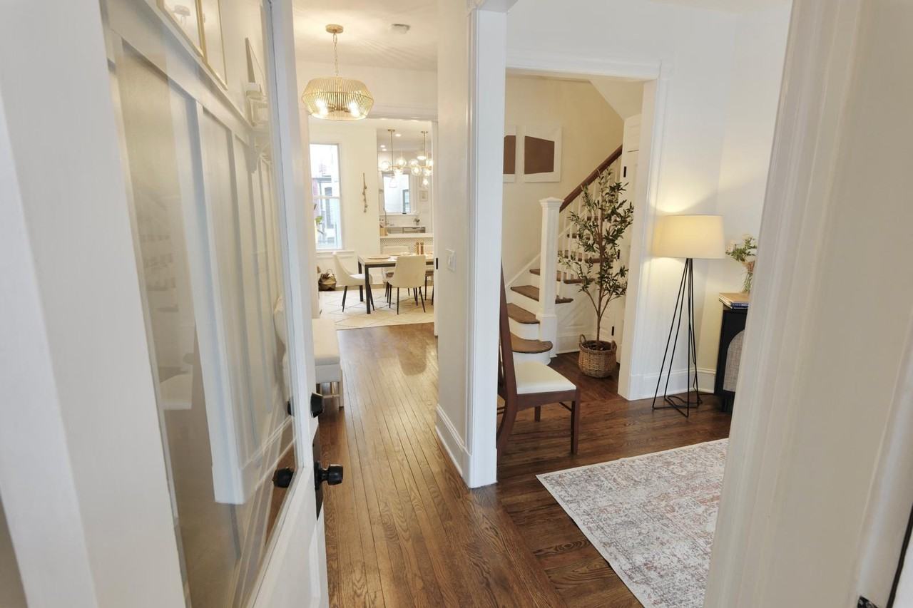 11 Q St Ne - Photo 2 of 44