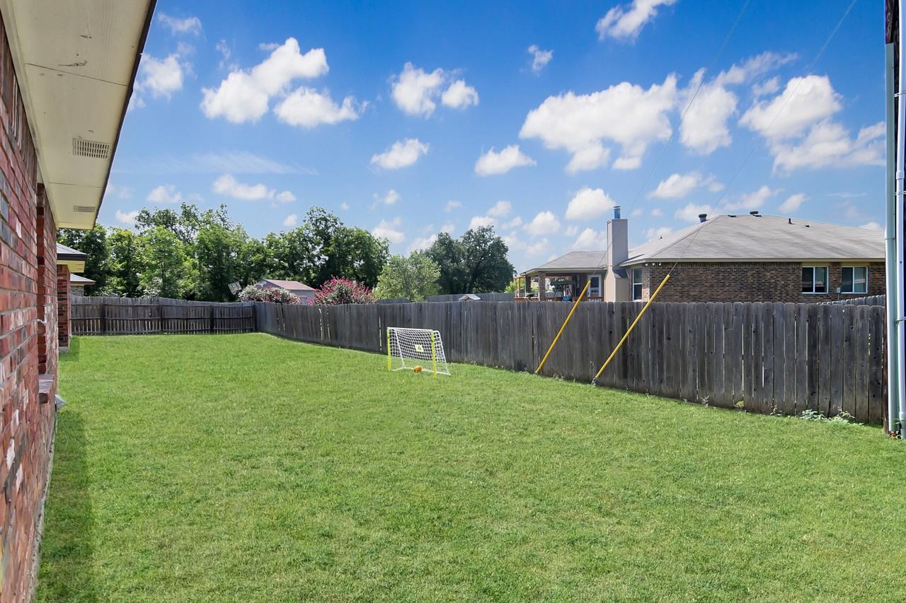 4006 Pilgram Dr - Photo 7 of 8