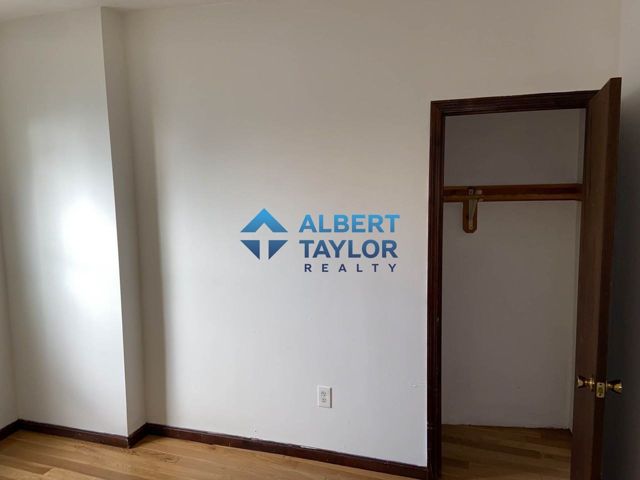 89 Sheridan St #1 - Photo 7 of 26