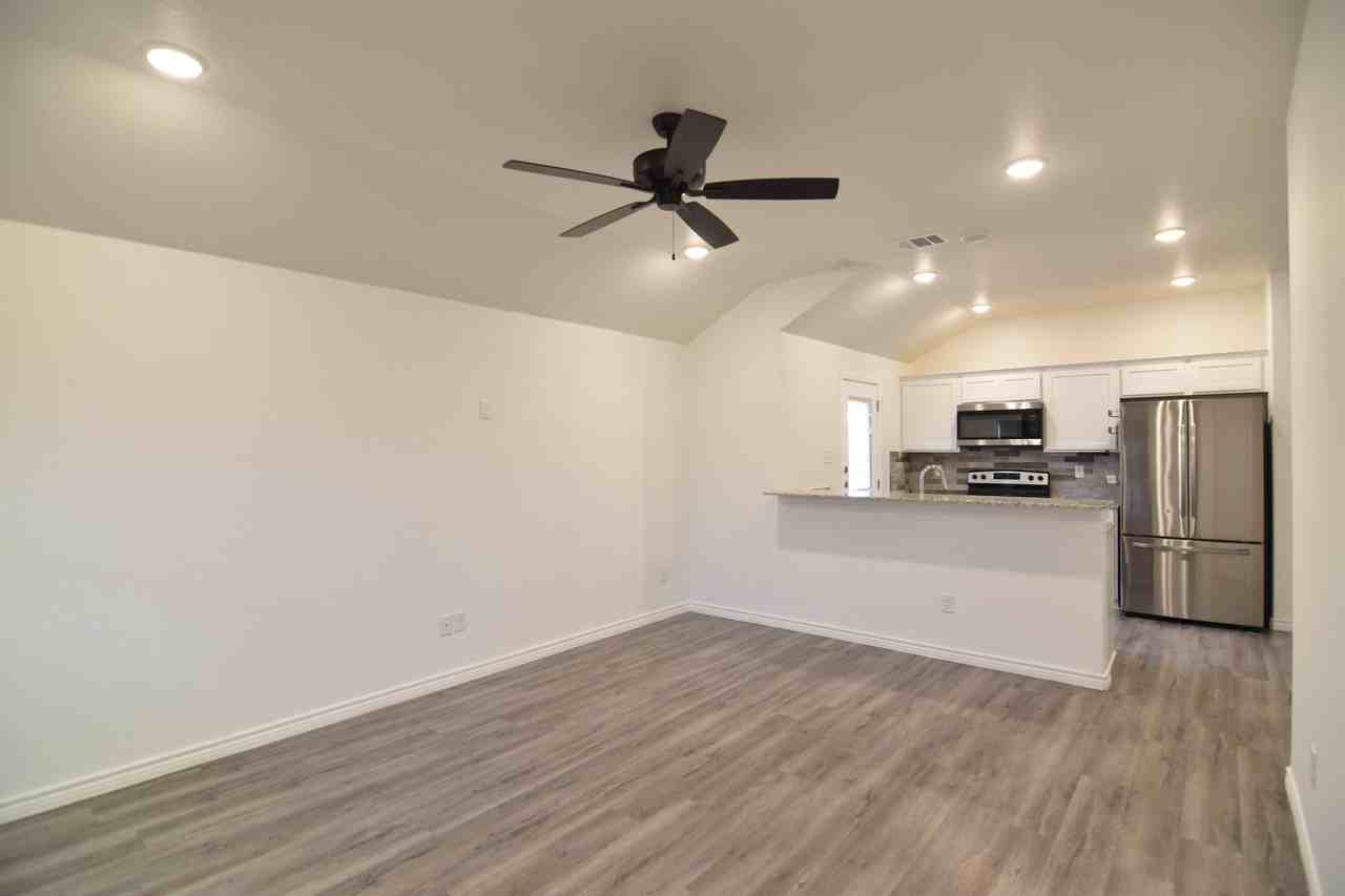 313 Lost Trl - Photo 7 of 18