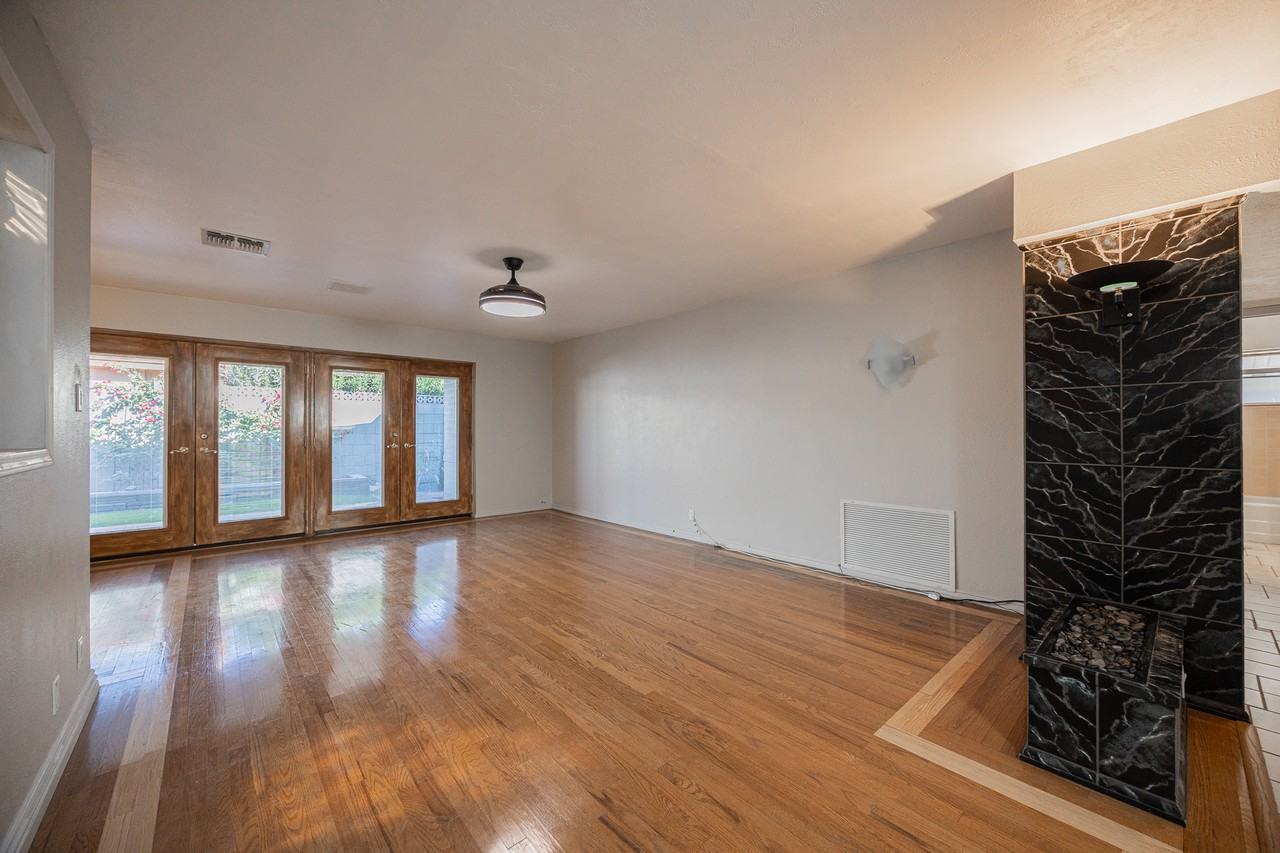 3137 N 4th Ave - Photo 5 of 36