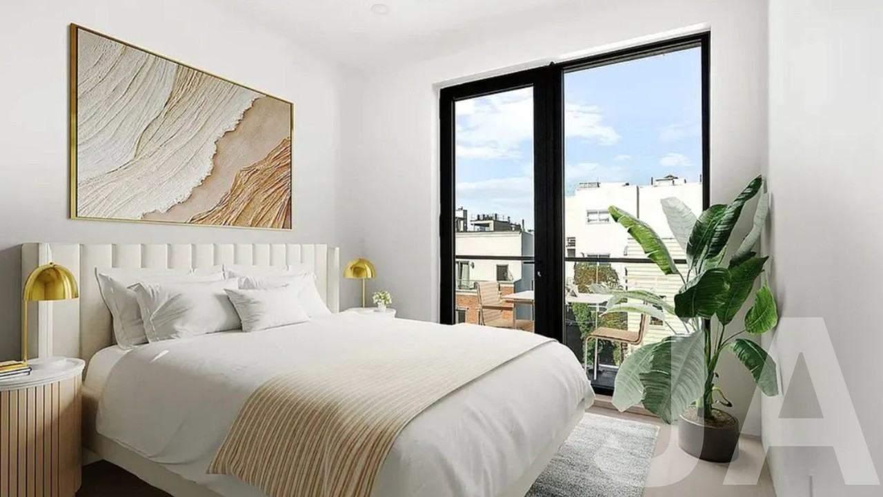 206 Withers St - Photo 5 of 9