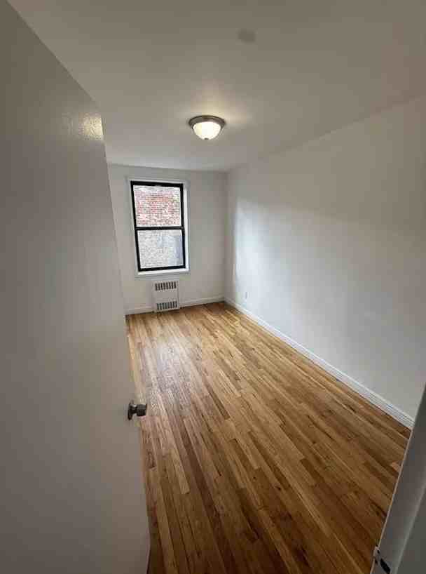 10328 68th Ave - Photo 5 of 10