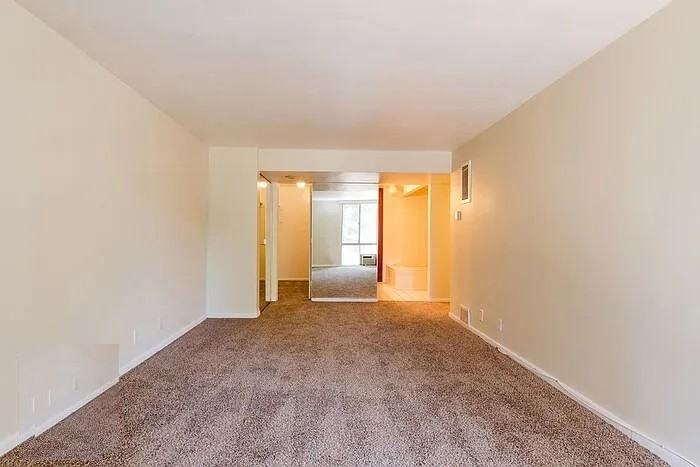 6405 Green Valley Cir - Photo 3 of 8