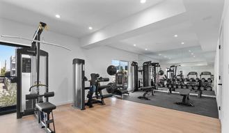 321 S Oxford Ave - Photo 1 of 1