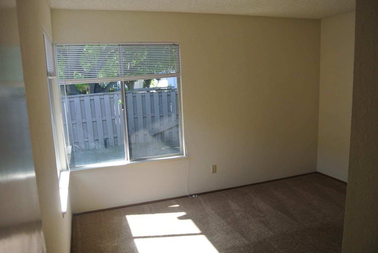 6319 Misty Wood Way - Photo 5 of 9