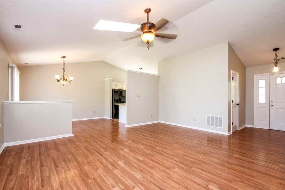 8165 Shortleaf Ct - Photo 2 of 16