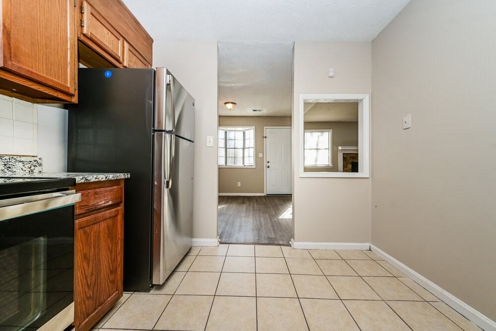 5001 Gracehill Rd - Photo 5 of 16