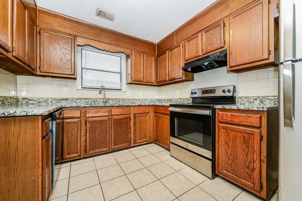 5001 Gracehill Rd - Photo 6 of 16