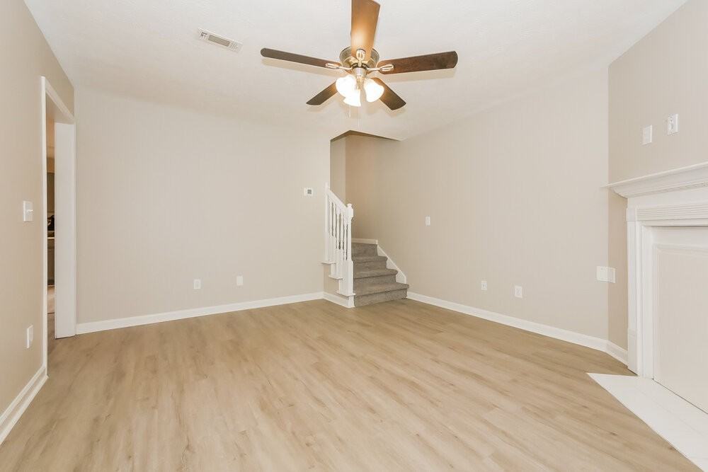 51 Fairview Dr - Photo 4 of 17