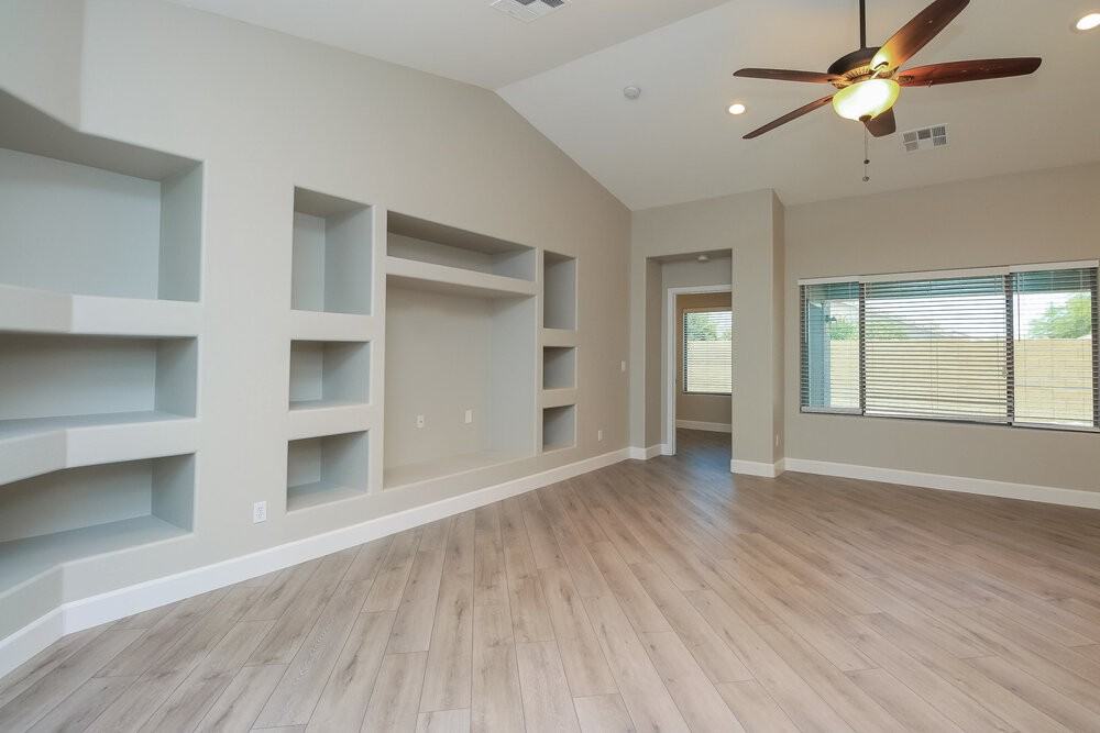 1846 W Half Moon Cir - Photo 4 of 16