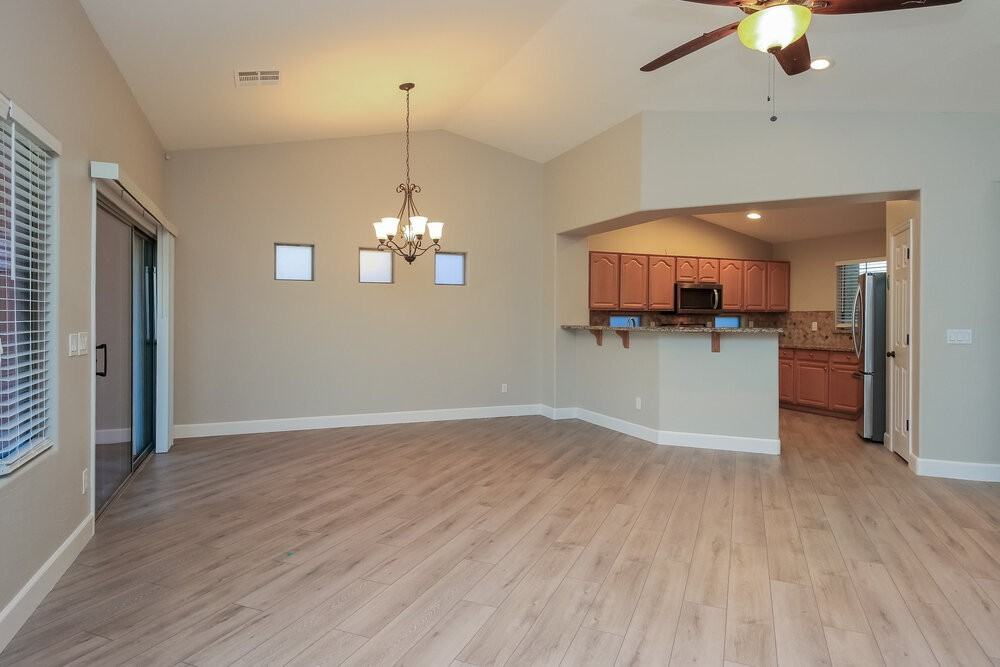 1846 W Half Moon Cir - Photo 7 of 16